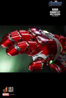 Hot Toys Avengers 4: Endgame Nano Gauntlet (Hulk Version) 1:1 Scale Replica