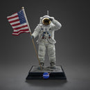 Iron Studios Apollo 11 Astronaut 1:10 Scale Statue
