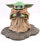 Diamond Select Toys Star Wars: The Mandalorian The Child with Soup Bowl 1:2 Scale Statue