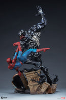 Sideshow Collectibles Marvel Comics Spider Man vs Venom Maquette