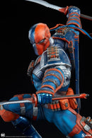 Sideshow Collectibles DC Comics Deathstroke Premium Format Statue