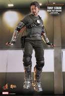 Hot Toys Iron Man (2008) Tony Stark Mech Test 1:6 Scale Collectable Action Figure