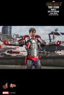 Hot Toys Iron Man 2 Tony Stark Mark V Suit Up Deluxe 1:6 Scale Collectable Action Figure