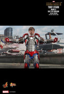 Hot Toys Iron Man 2 Tony Stark Mark V Suit Up Deluxe 1:6 Scale Collectable Action Figure