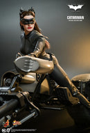 Hot Toys Batman The Dark Knight Trilogy Catwoman 1:6 Scale Collectable Action Figure