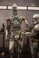 Hot Toys Star Wars: Mandalorian IG 12 1:6 Scale Collectable Action Figure