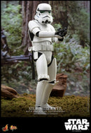 Hot Toys Star Wars Stormtrooper (with Death Star Environment) 1:6 Scale Collectable Action Figure