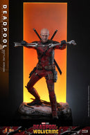 Hot Toys Deadpool & Wolverine Deadpool (Battling Version) 1:6 Scale Collectible Action Figure
