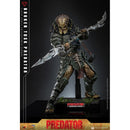 Hot Toys Predator Broken Tusk Predator 1:6 Scale Collectable Action Figure