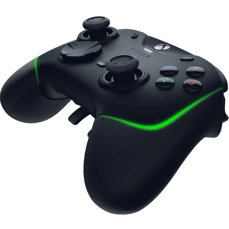 Razer Wolverine V2 Chroma Gaming Controller Wired Xbox Series X/S/PC RZ06-04010100-R3M1 - SuperOffice