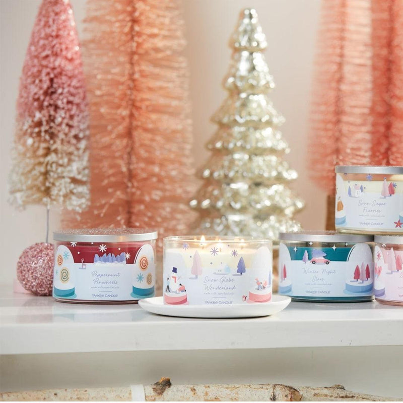 Yankee Candle 3 Wick Snow Globe Wonderland Christmas Tumbler 1726901 - SuperOffice